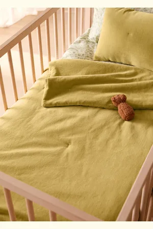 MANGO Cotton velvet garment-dyed bedspread for cot