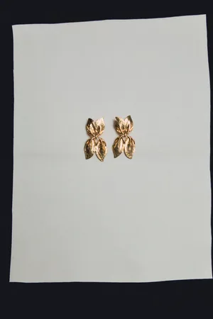 MANGO Pendant-design earrings