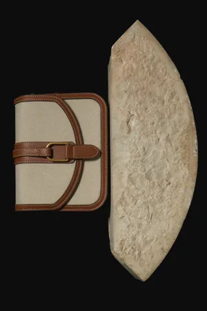 MANGO Contrasting canvas shoulder bag