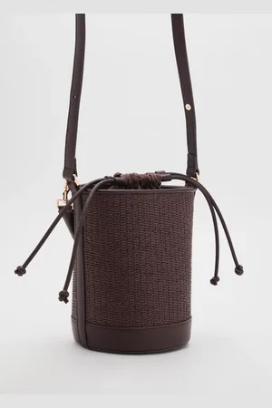 MANGO Small raffia bucket bag