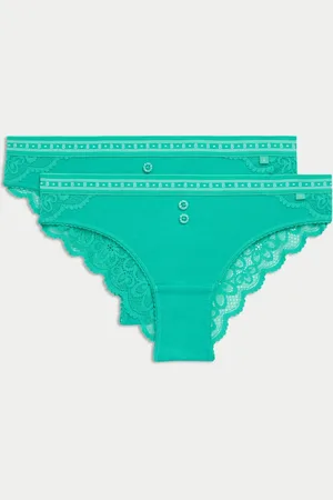 B by Boutique Women