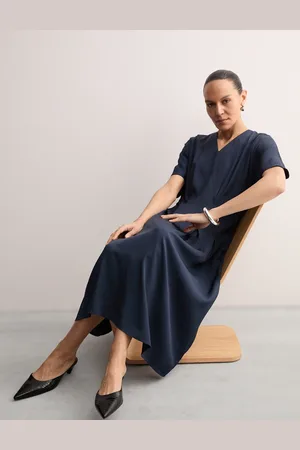 Jaeger V-Neck Pintuck Midi Waisted Dress - 14 - Navy