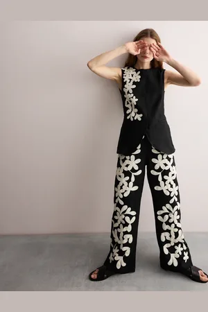 Jaeger Pure Linen Floral Embroidered Waistcoat - 10 -