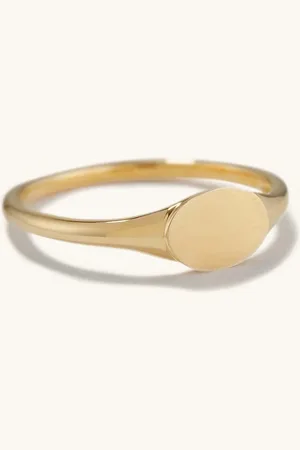 Mejuri Signet Ring