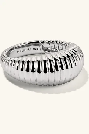 Mejuri Dôme Texture Ring