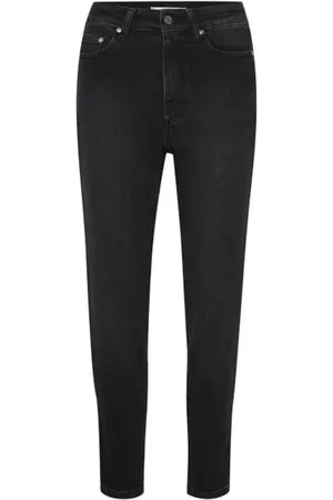 Gestuz Slim Fit Jeans in Washed