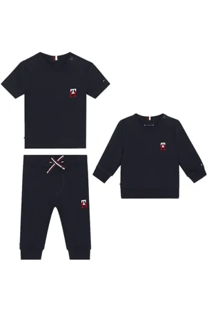 Tommy Hilfiger Sport Sets, unisex, , 9 M, Complete Gift Set of Sweatshirt, T-shirt, and Jogging Trousers