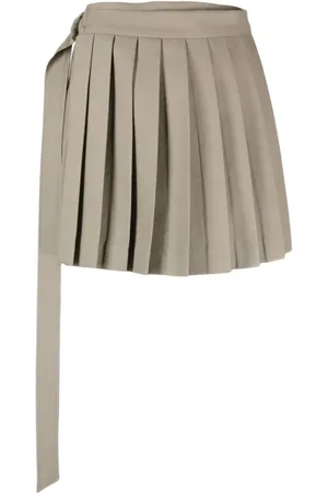 Ami Wool Skirt with Pleat Detailing