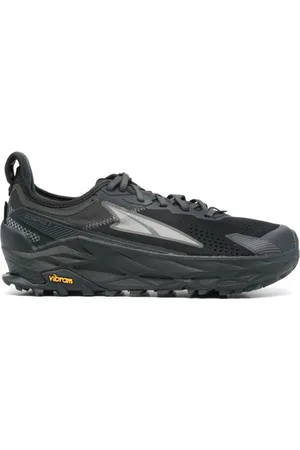 Altra Mesh Trainers with Diamond Detailing