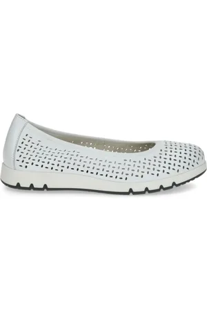 Caprice Softnap casual closed ballerinas