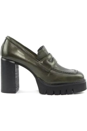 Zoe Stylish Heeled Boots
