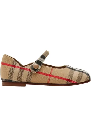 Burberry Pointed Toe Ballerina Flats