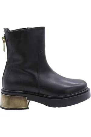 Laura Bellariva Ankle Boots, female, , 5 UK, Elegant Boot for Stylish Outfits