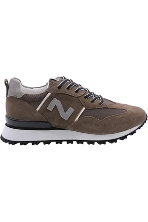 Nathan-Baume Sneakers male