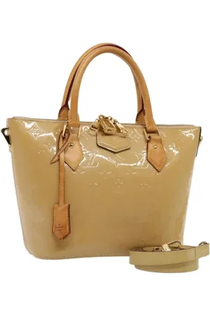 Pre-owned Leather handbags