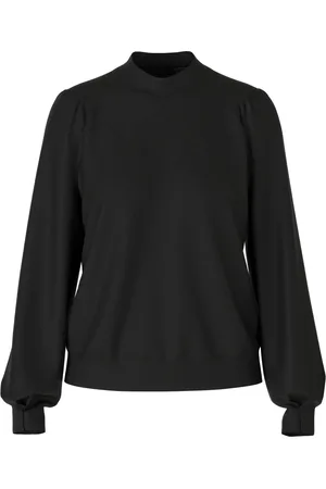 Marc Cain Ribbed Long Sleeve T-Shirt with Raglan Sleeves