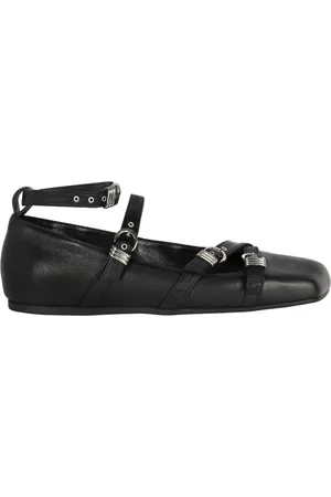 vic matiè Asymmetric Leather Flat Shoes