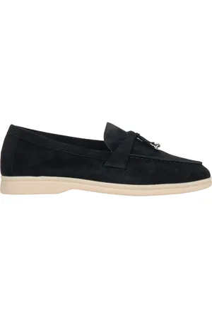 Estro Tassel Loafers