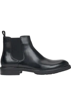 Estro Classic Chelsea Boots