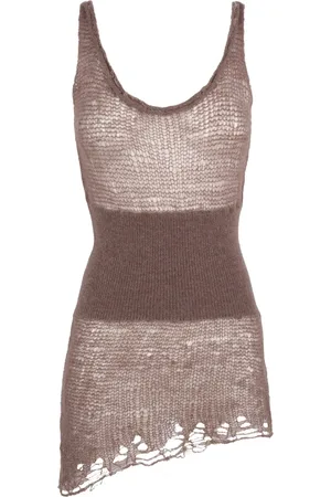 Cortana Sleeveless Top with Asymmetrical Hem