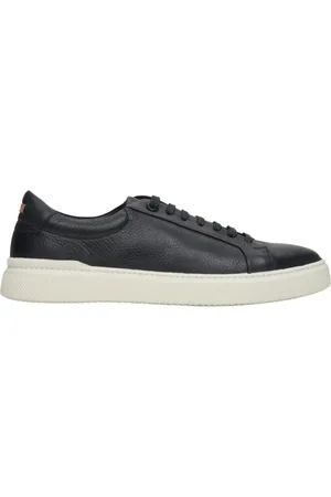 Estro Leather Trainers