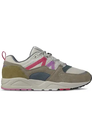 Karhu Forest Rules Fusion 2.0 Abbey Stone Pink Yarrow Trainers