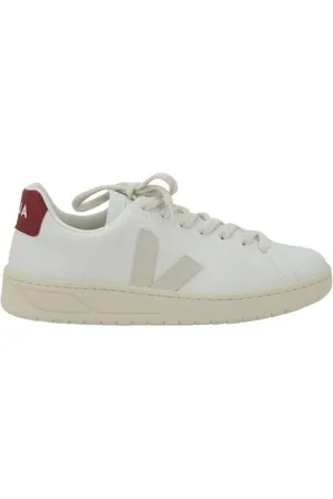 Veja Sneakers, female, , 5 UK, Leather Lace-Up Trainers with Monogram