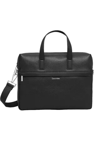 Calvin Klein Zip Shoulder Handbag Plain Style