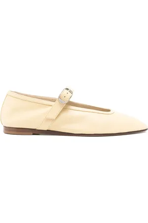 Le Monde Beryl Buckle-Strap Shoes