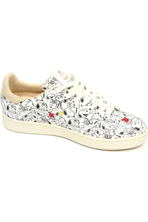 MOA MASTER OF ARTS Snoopy Gallery Peanut Shoes
