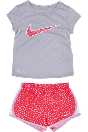 Nike Animal Print Sporty T-shirt Shorts Set