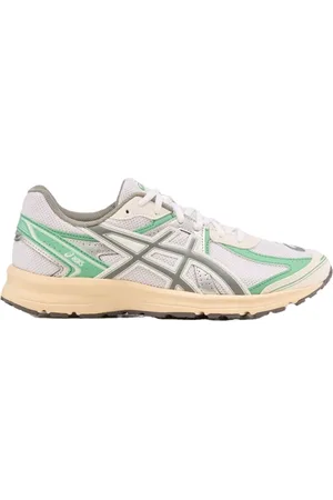Asics Modern Running Shoe with Vintage Design