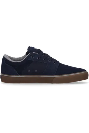 Etnies Dark Skate Shoes with Gum Sole