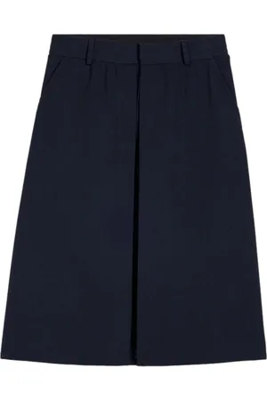 Ami Short Shorts, female, , S, Navy Loose Short with Panels