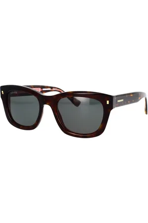 Dsquared2 Vintage Style Sunglasses with Iconic Details