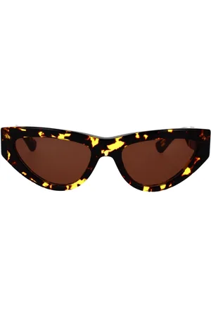 Bottega Veneta Cat-eye sunglasses with metal hinge