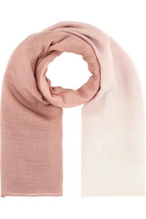 Gucci Scarves & Shawls for Fashionable Looks