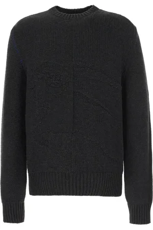 Burberry Stylish Knitwear Collection