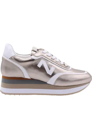 Nathan-Baume Sneakers female