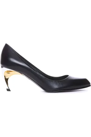 Alexander McQueen Pumps, female, , 5 1/2 UK, Leather Pumps Elegant Style