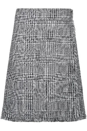 Burberry Warped Houndstooth Kilt Skirt