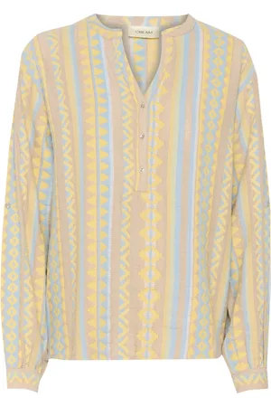 Cream Blouses, female, , L, Patterned Jaquard Blouse
