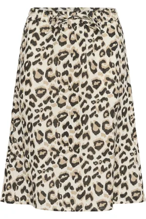 Cream Leopard Print Skirt with Elastic Waist