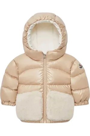 Moncler Puffer Jacket Bluma