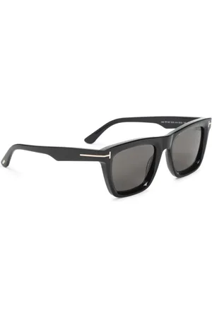 Tom Ford Stylish Lelio Sunglasses for You