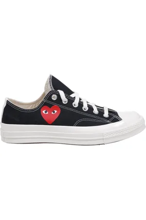 Comme des Garçons Low Top Sneaker