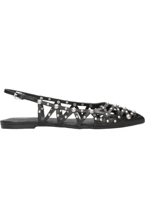 Ash Studded Leather Cut-Out Pointed Toe Shoes
