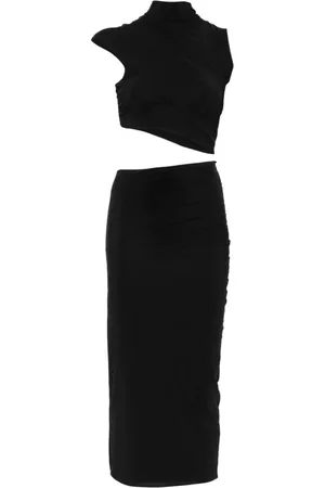 Amazuìn Ruffled Dress with Button Closure