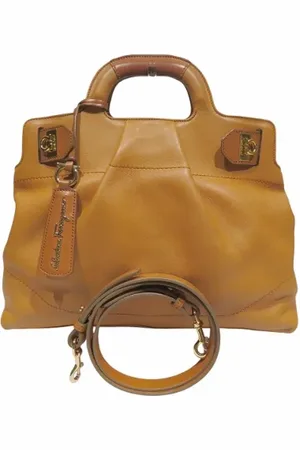 Salvatore Ferragamo Pre-owned Leather handbags