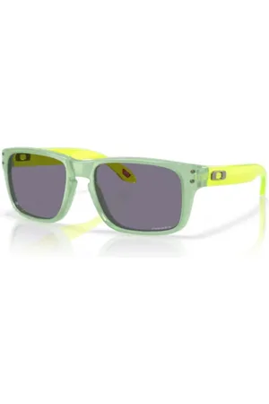 Oakley Stylish Sunglasses for Outdoor Activities
